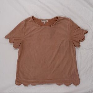 Pink scalloped velvety top
